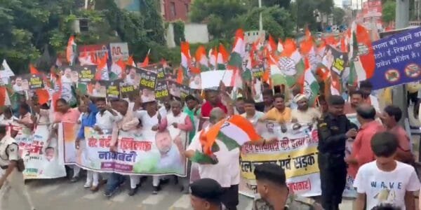 Supporters of several labour unions and workers' federations of West Bengal have called for a Bharat Bandh today