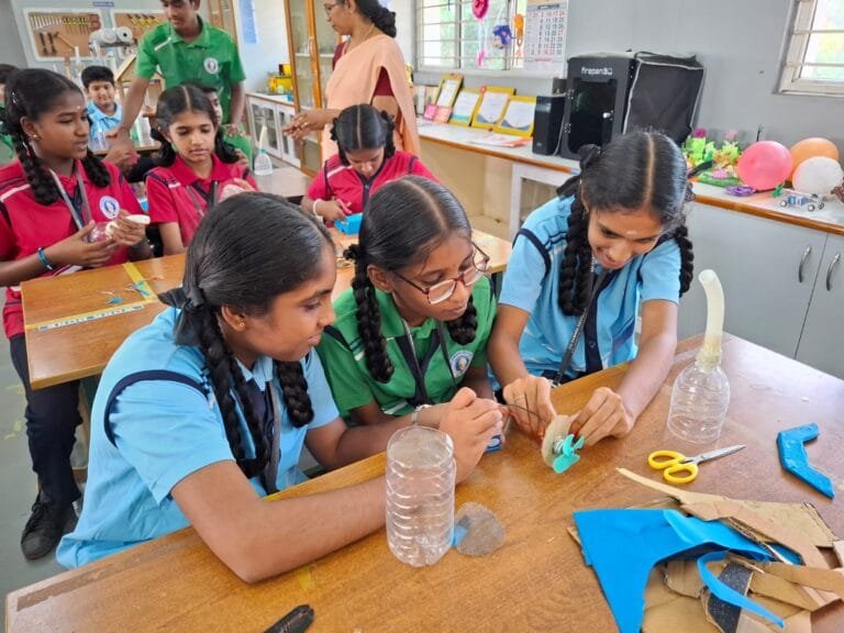 अटल इनोवेशन मिशन द्वारा आयोजित भारत के सबसे बड़े ‘टिंकरिंग’ कार्यक्रम में 10,000 स्कूल राष्ट्रीय नवोन्‍मेषण आंदोलन में शामिल हुए