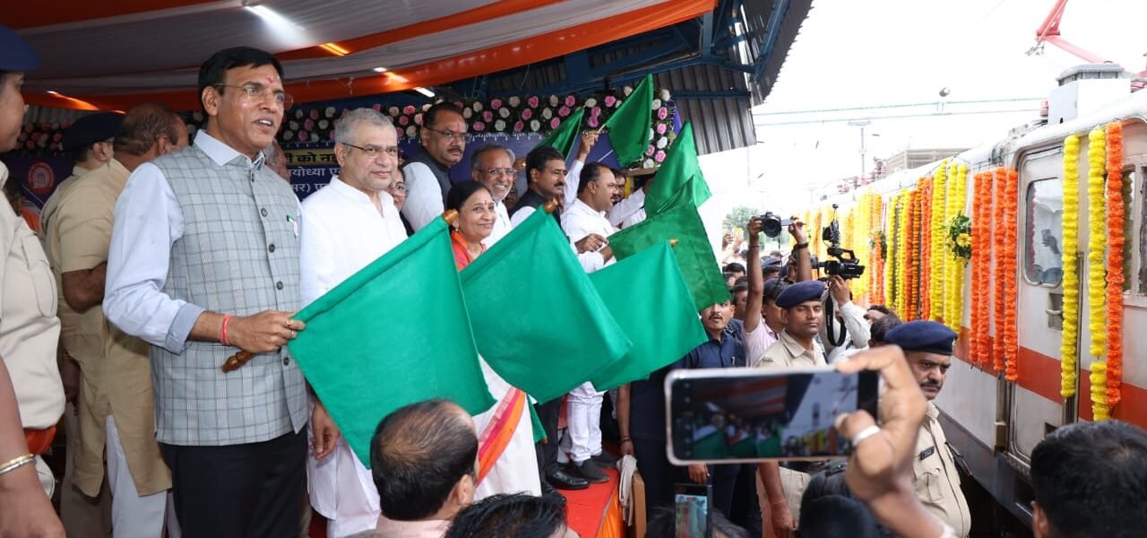 Bhavnagar- Ayodhya Cantt weekly train