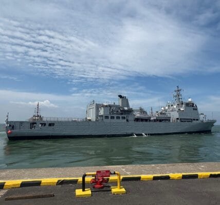 INS Sandhyayak completes its maiden port visit in Singapore