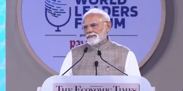 PM Modi said- India is in a position to rescue the world from recession with the mantra of reform, perform and transform