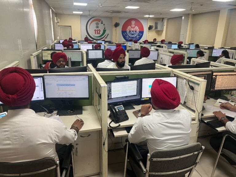 पंजाब पुलिस की साइबर अपराध शाखा ने देश भर के हजारों लोगों से करोडों रुपयों की ठगी करने वाले अंतरराज्‍यीय म्यूल एकाउंट रैकेट का पर्दाफाश किया