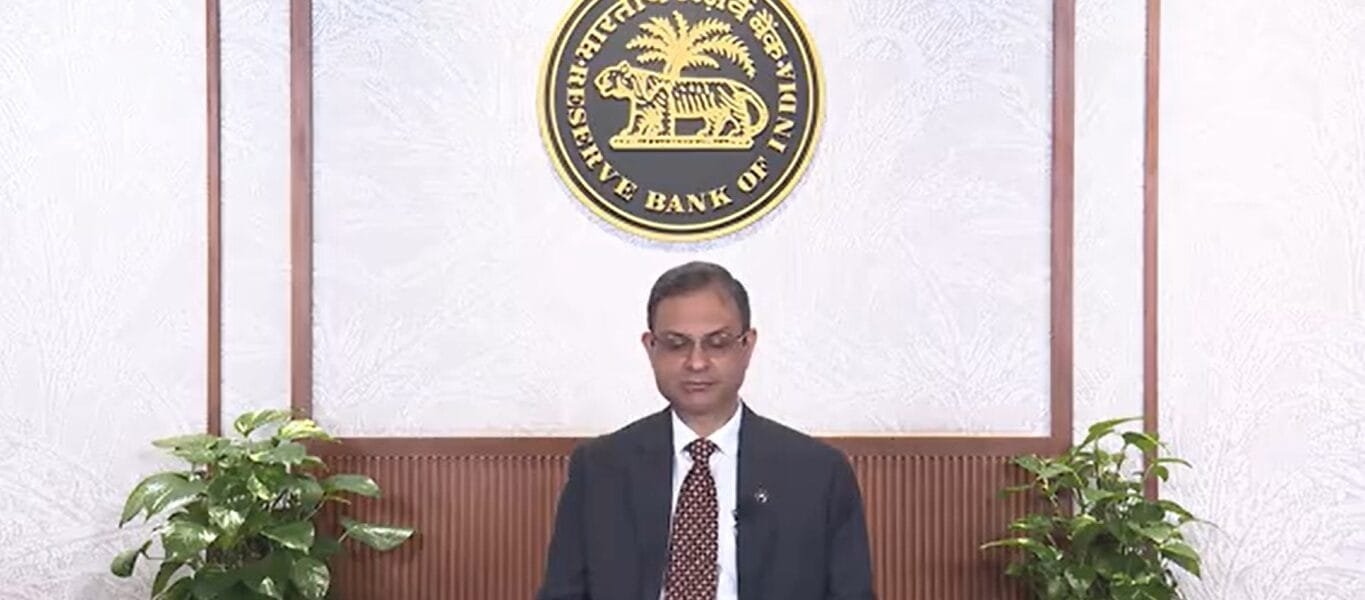 RBI kept repo rate unchanged at 5.5 percent and GDP growth forecast at 6.5 percent