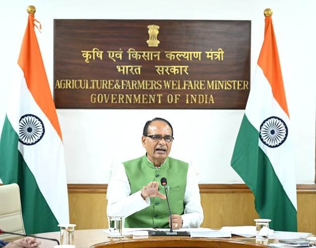 Union Agriculture Minister Shivraj Singh Chauhan reviewed the system for resolving farmers' complaints