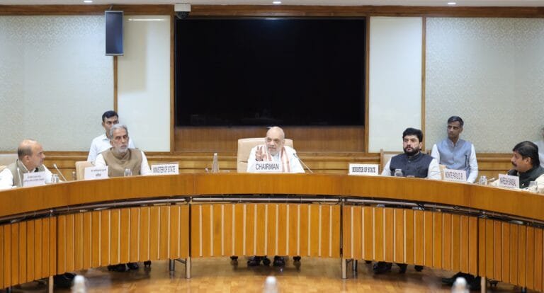 केन्द्रीय गृह मंत्री अमित शाह ने आज नई दिल्ली में सहकारिता मंत्रालय की परामर्शदात्री समिति की दूसरी बैठक की अध्यक्षता की