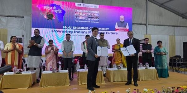 Cochin Shipyard signs MoU with HD Korea for long term collaboration in the field of shipbuilding