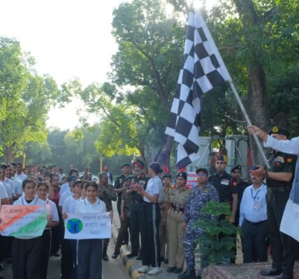 Defence Minister leads special cleanliness drive and flags off cleanliness run