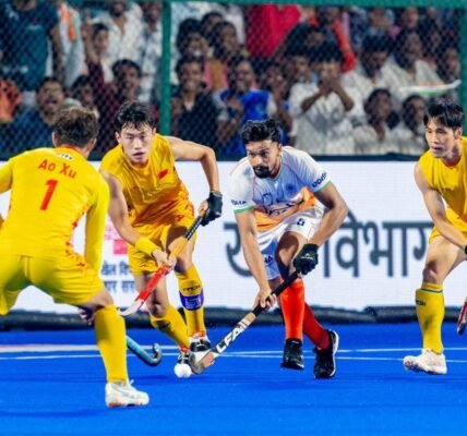 Indian hockey team reached the final by defeating China 7-0, will face Korea in the final