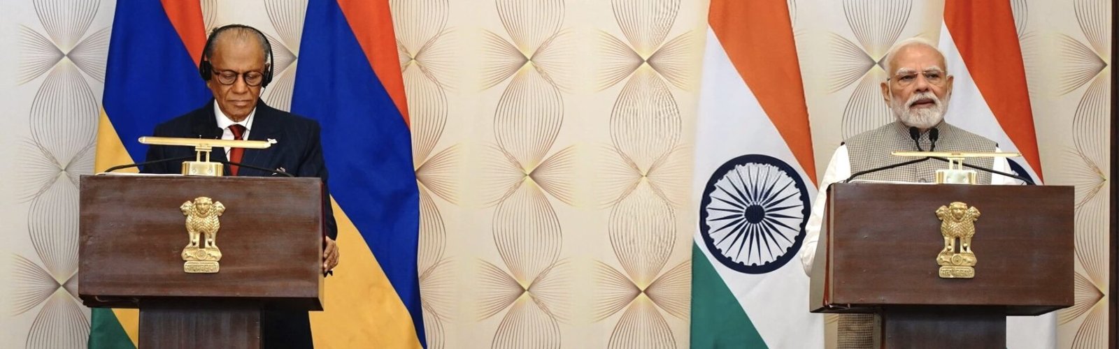 PM Modi holds bilateral talks with Mauritius PM Navinchandra Ramgoolam in Varanasi