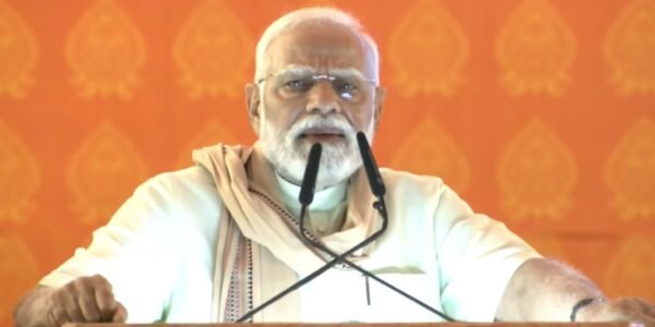 PM Modi said - NDA government is committed to make Bihar, West Bengal and Assam free from infiltrators