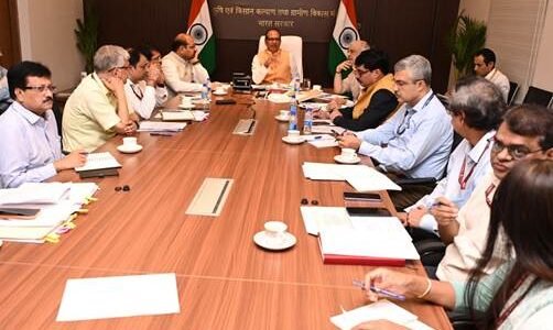 Union Agriculture Minister Shivraj Singh Chauhan reviewed the situation of the agriculture sector across the country