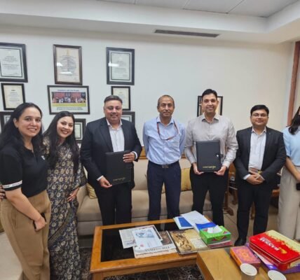DPIIT signs MoU with Kotak Mahindra Bank to enhance financial and non-financial support to startups in the country