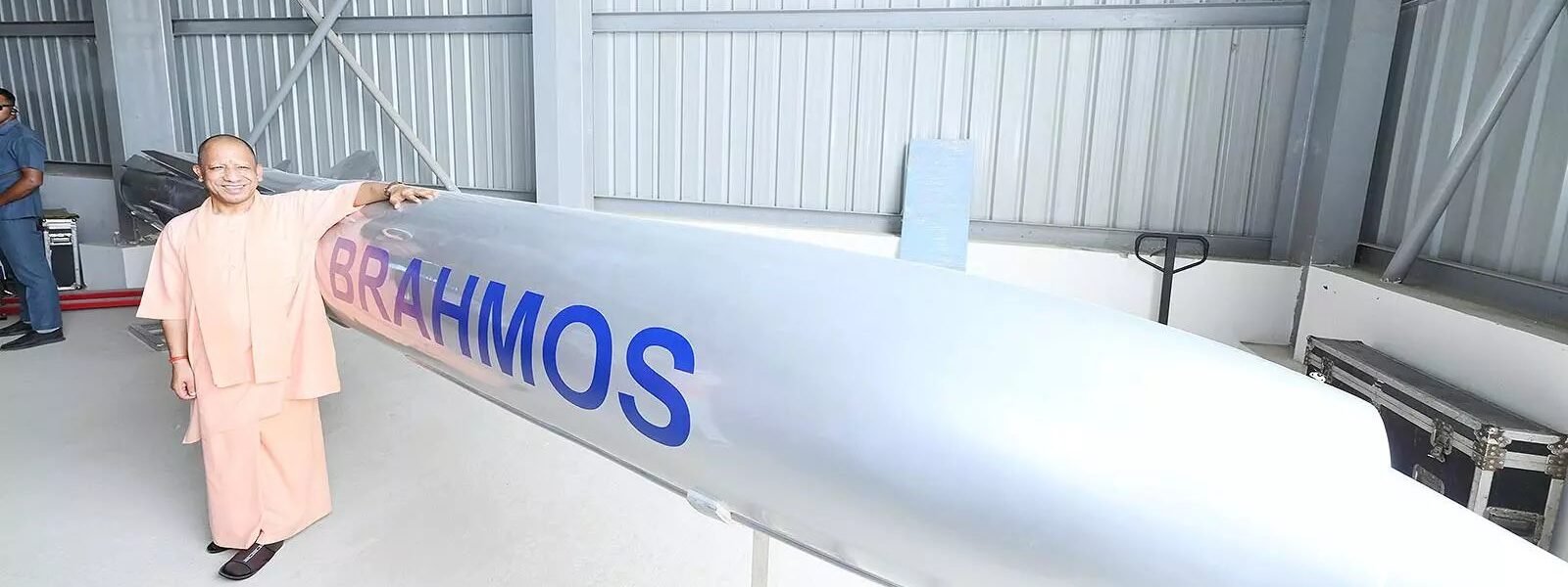 Defence Minister Rajnath Singh and Chief Minister Yogi will flag off the first batch of BrahMos missiles manufactured in Lucknow today.