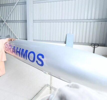 Defence Minister Rajnath Singh and Chief Minister Yogi will flag off the first batch of BrahMos missiles manufactured in Lucknow today.