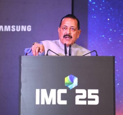 Dr. Jitendra Singh delivers SATCOM address at India Mobile Congress 2025