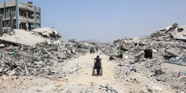 Hamas, Israel and the US will begin talks on a Gaza ceasefire agreement in the Egyptian capital, Cairo, today.