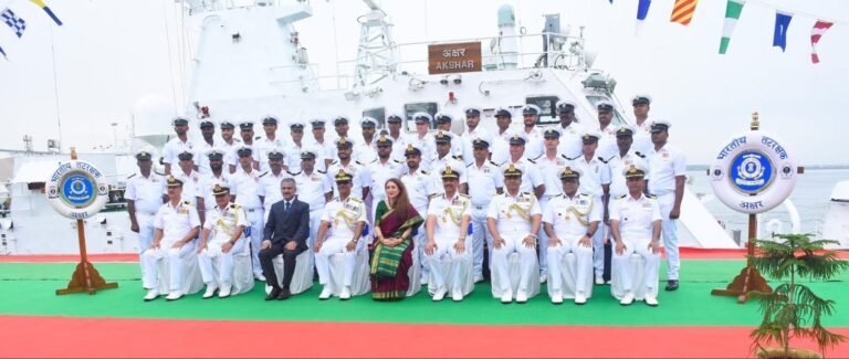 गोवा शिपयार्ड लिमिटेड द्वारा निर्मित तीव्र गश्ती पोत ICGS अक्षर भारतीय तटरक्षक बल में शामिल हुआ