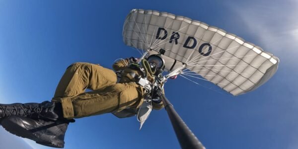 Indigenously developed Military Combat Parachute System by DRDO successfully test fired at 32,000 feet altitude