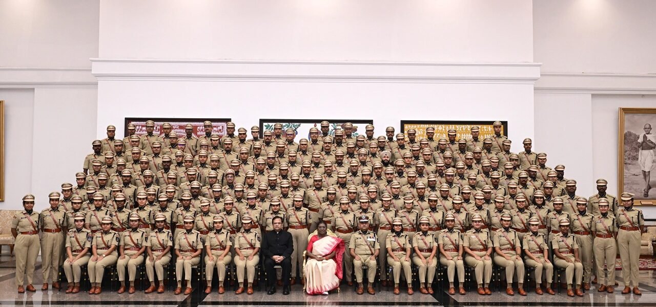 Probationary officers of 77 RR (2024 Batch) of the Indian Police Service called on President Draupadi Murmu at Rashtrapati Bhavan today