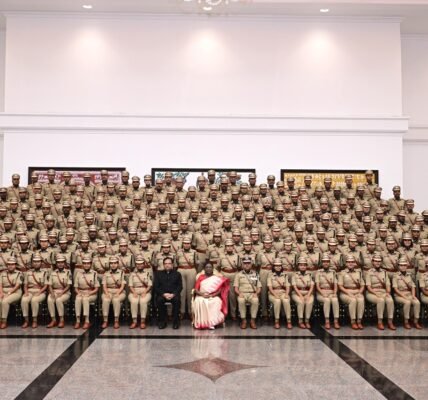 Probationary officers of 77 RR (2024 Batch) of the Indian Police Service called on President Draupadi Murmu at Rashtrapati Bhavan today