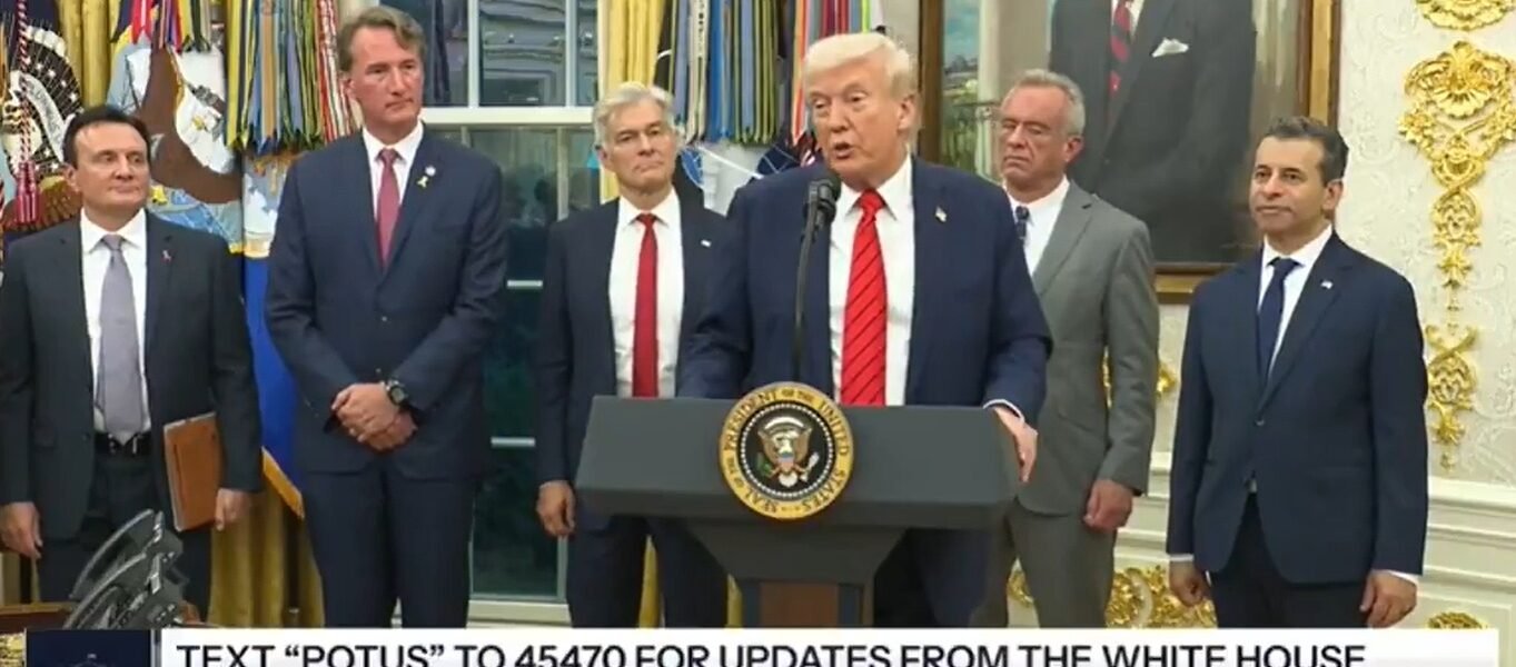 US President Donald Trump announces 100% tariffs on China