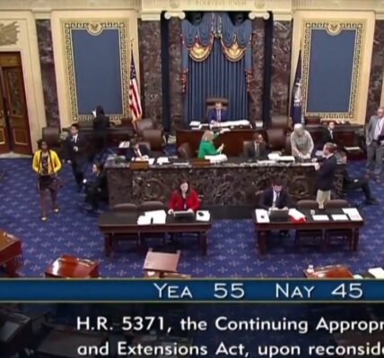 US government shutdown as Democrats refuse to support Republican spending bill