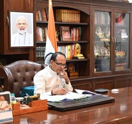 Union Agriculture Minister Shivraj Singh Chouhan held a high-level meeting to review the progress of the agriculture sector.