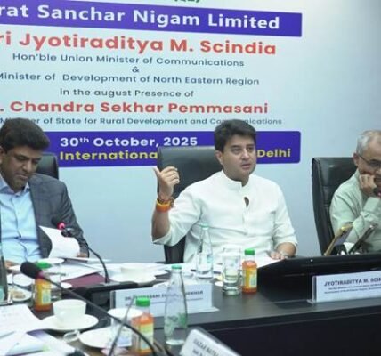 Union Minister Jyotiraditya Scindia reviews BSNL second quarter performance