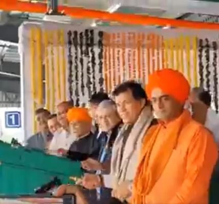 Ashwini Vaishnav and Gajendra Singh Shekhawat flag off the new Jaisalmer-Delhi (Shakur Basti) train service the new train service will be named the Swarna Nagari Express