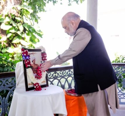 Home Minister Amit Shah pays tribute to Bhagwan Birsa Munda on his 150th birth anniversary