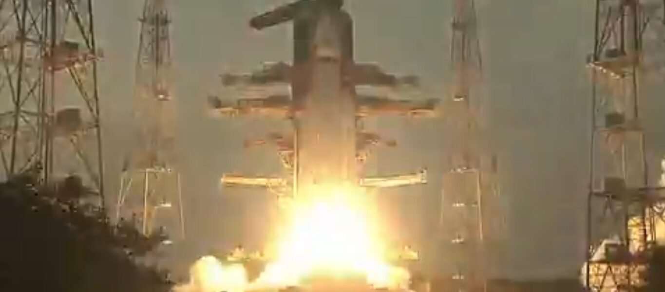 ISRO launched the country heaviest communication satellite Cms-03