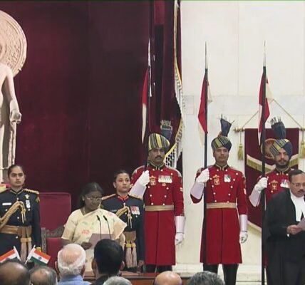 Justice Surya Kant was sworn in as the 53rd Chief Justice of India at Rashtrapati Bhavan by President Draupadi Murmu.