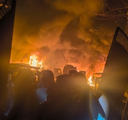 Nine people were killed and thirty-two injured in a sudden explosion at Nowgam police station in Kashmir.