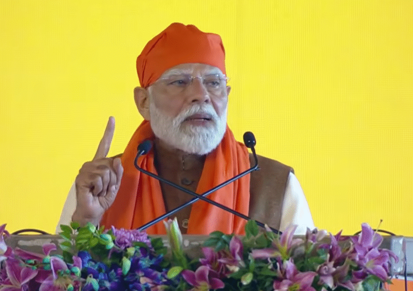 PM Modi attends Guru Tegh Bahadur Ji 350th martyrdom day celebrations, releases special coin and postage stamp