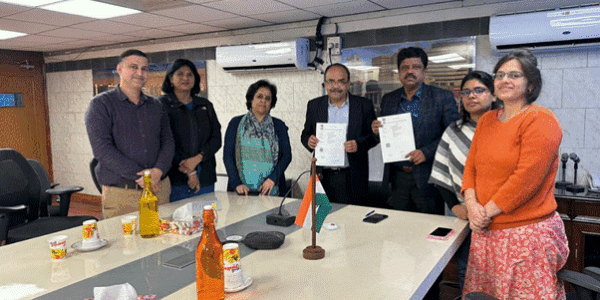VMMC-Safdarjung Hospital and CCRAS-CARI sign MoU to promote integrated menopause care research