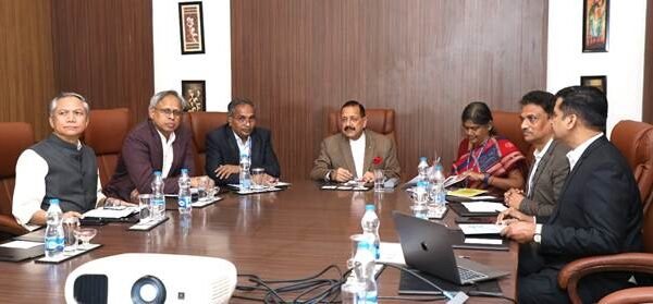 CSIR laboratories are advancing Aatmanirbhar Bharat (self-reliant India) through innovation and indigenous technologies -Dr. Jitendra Singh