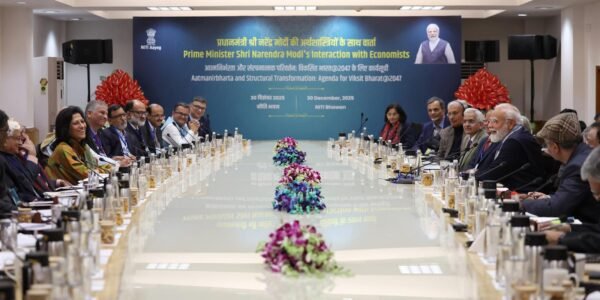PM Narendra Modi met with prominent economists at NITI Aayog