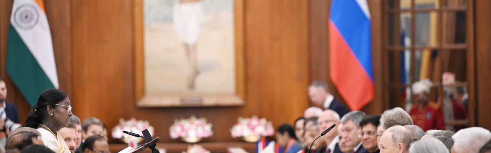 President Droupadi Murmu hosted a dinner for Russian President Vladimir Putin at Rashtrapati Bhavan.