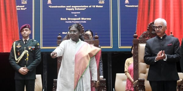 President attended a civic reception in Manipur and laid the foundation stone for and inaugurated various development projects in Imphal