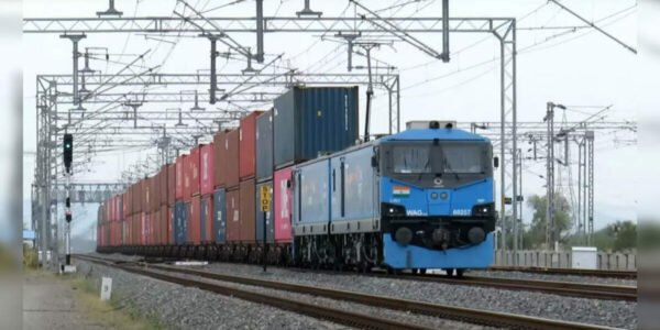 Rail freight traffic increased to 135.7 million tonnes in November, up 4.2 percent over the previous year