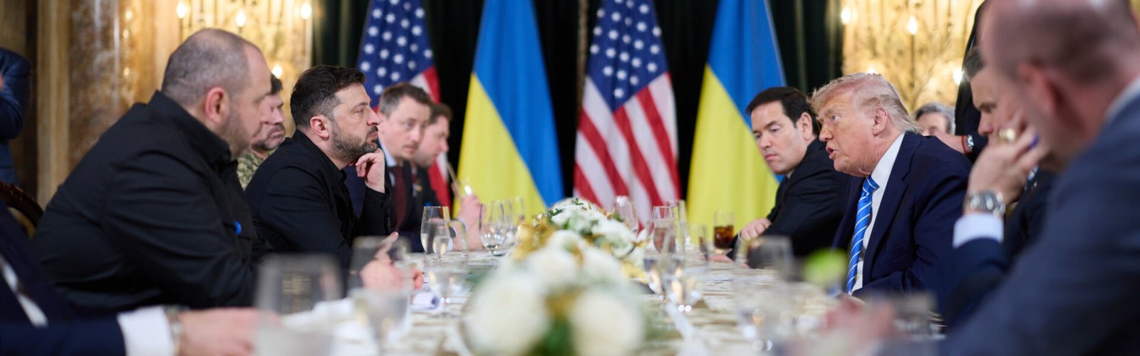 Ukrainian President Zelenskyy held peace talks with US President Trump in Florida regarding ending the war with Russia.