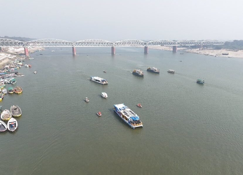 Union Minister Sarbananda Sonowal flagged off the commercial operation of the country first fully indigenous hydrogen fuel cell passenger vessel at Namo Ghat in Varanasi.