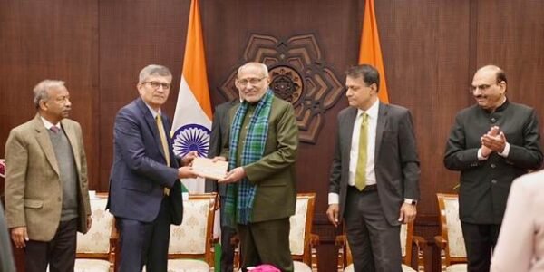 Vice President C.P. Radhakrishnan addressed the trainee officers of the Indian Defence Accounts Service.