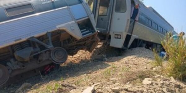 train derailed in Mexico