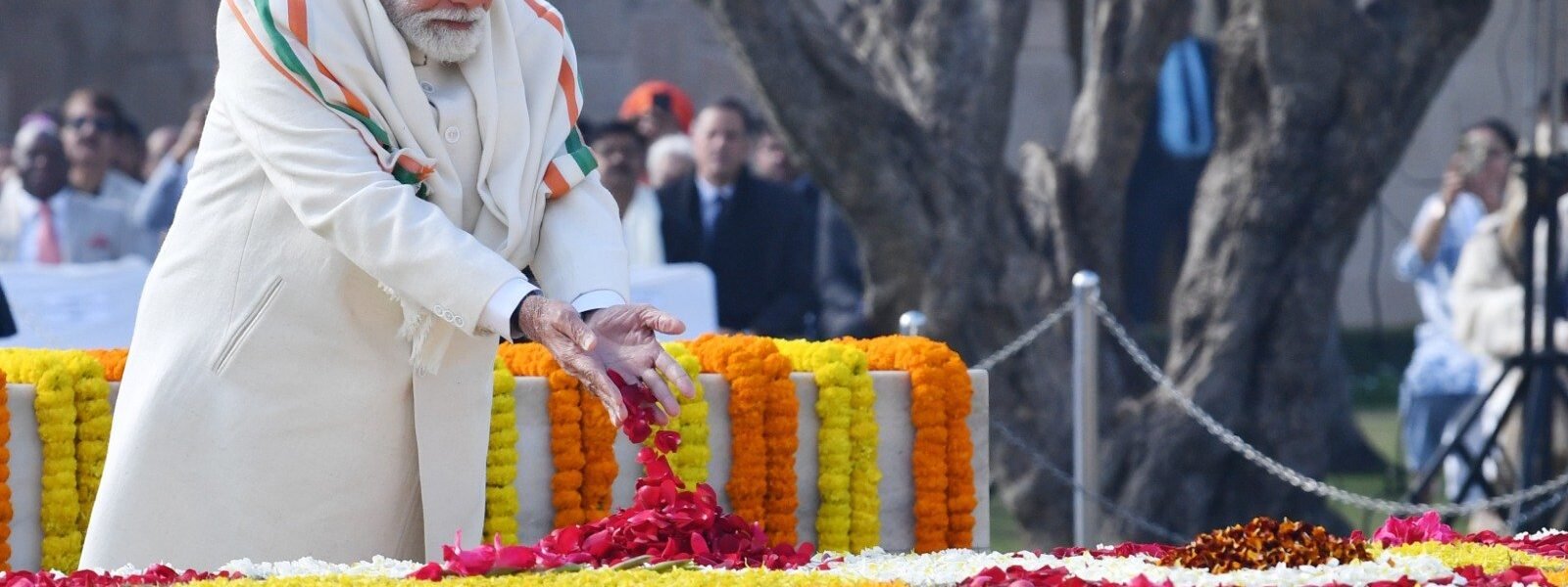 A grateful nation is paying tribute to Mahatma Gandhi today on his 78th death anniversary and Martyrs Day.