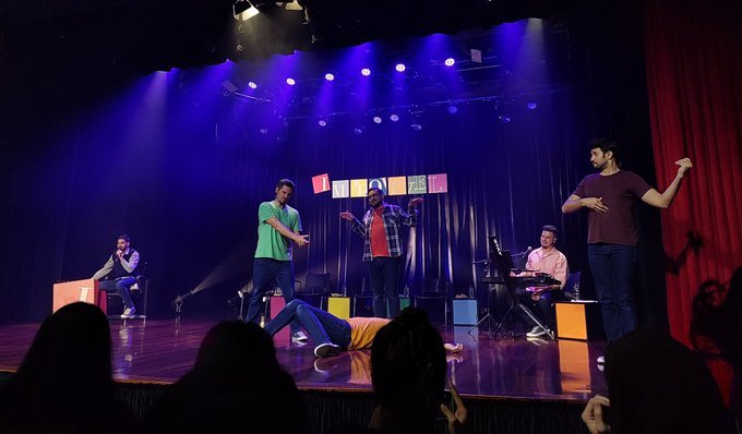 Brazilian theatre production Passado Presente Futuro