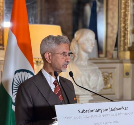 External Affairs Minister Dr. Jaishankar said that India and France should work together for global political stability.