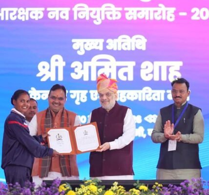 Home Minister Amit Shah addressed the appointment letter distribution ceremony for newly recruited constables of the Rajasthan Police in Jaipur today.