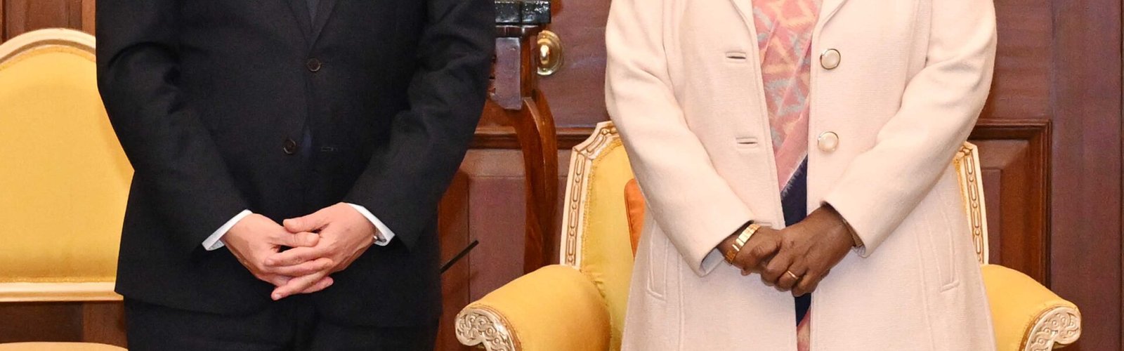 Spanish Foreign Minister José Manuel Albares met with President Droupadi Murmu at the Presidential Palace today.