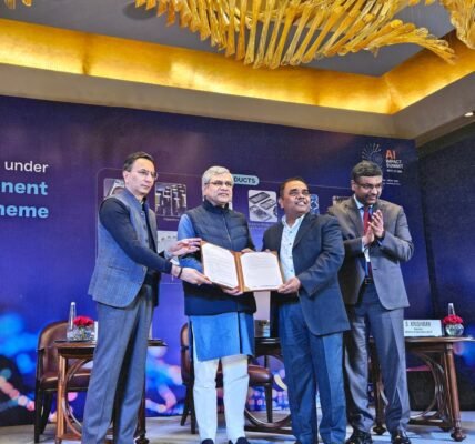 govt has approved 22 new projects worth over ₹41,000 crore under the Electronics Components Manufacturing Scheme